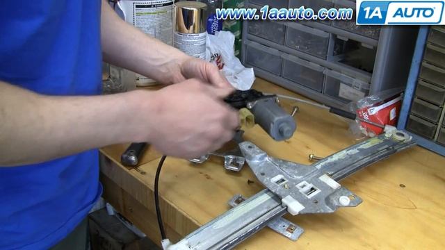 How to Replace Power Window Motor 03-05 Chevy Impala смотреть онлайн