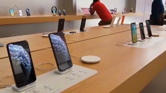 Ganti LCD iPhone X DI APPLE STORE Dalam waktu 1 jam Hampir 5 juta смотреть онлайн