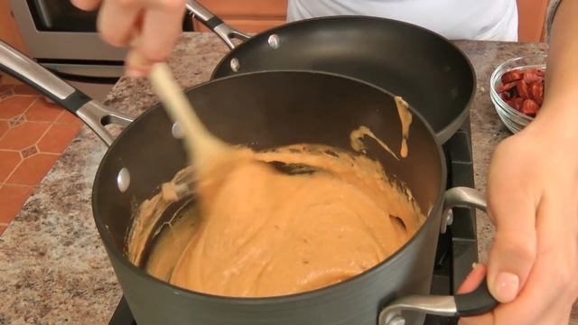 Chorizo & Pepper Jack Mac & Cheese Recipe - Laura Vitale - Laura in the Kitchen Episode 745 смотреть онлайн