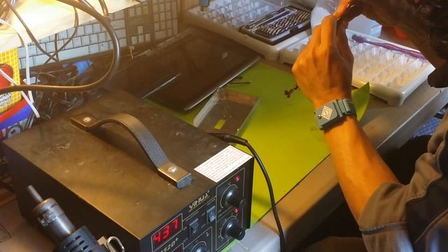 Acer Iconia A500/501 $50 Power Button Service смотреть онлайн