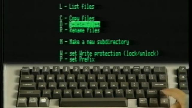Apple /// in 10 EZ Lessons Chapter 1 смотреть онлайн