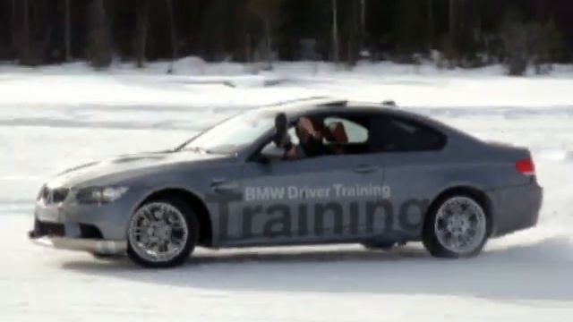 Sax 02 - BMW M3 Powerslide / Drift on Ice one leg outside window смотреть онлайн