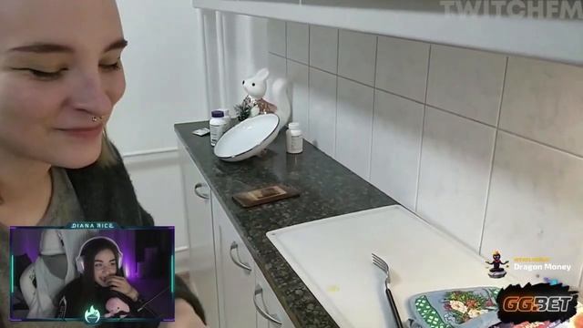 DianaRice смотрит: Топ Моменты с Twitch | Прыгнули с Моста в Сочи | Строго Плюнул в Генсуху смотреть онлайн