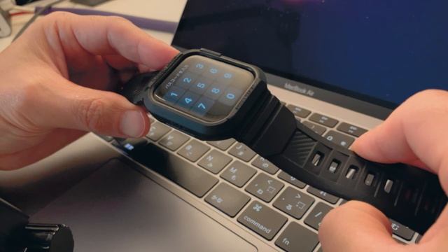 Apple Watch SE/6/5/4 (44mm) ケース AppleWatch + ラギッドアーマー = G-SHOCK アップルウォッチにこのケース最高だった! смотреть онлайн