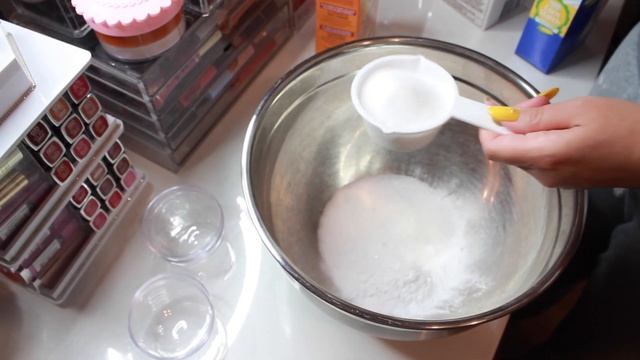 DIY Emoji Bath Bombs ! Collab with Karina Garcia ! смотреть онлайн