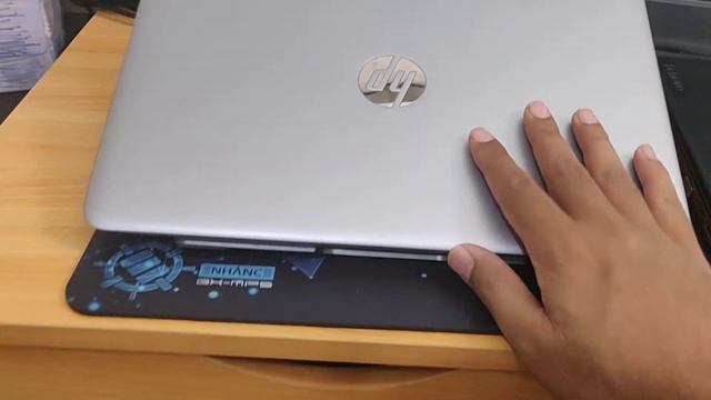 Nulaxy Adjustable Multi-Angle Foldable Aluminum Laptop Stand for Macbook Pro/Air, Apple Laptop смотреть онлайн