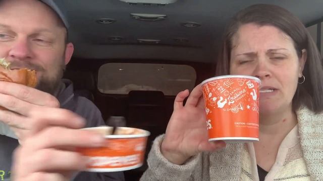 Popeyes Cajun Flounder Fish Sandwich Review - Popeyes Fish Sandwich смотреть онлайн