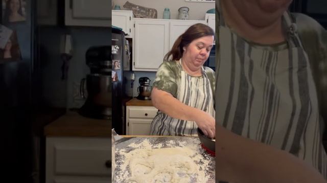 7 UP Biscuits смотреть онлайн