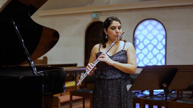 Concierto para Flauta y Orquesta, Mvt. 1 by Roberto Peña Quesada смотреть онлайн