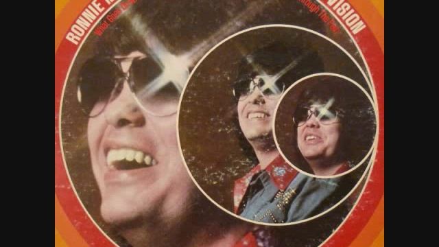 Ronnie Milsap Looking Out The Window Through The Pain смотреть онлайн