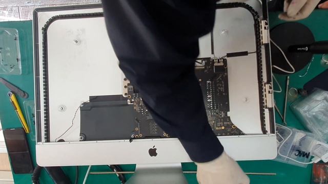 IMAC 2020 Retina A2115 분리 방법(SSD 업글안됩니다.)