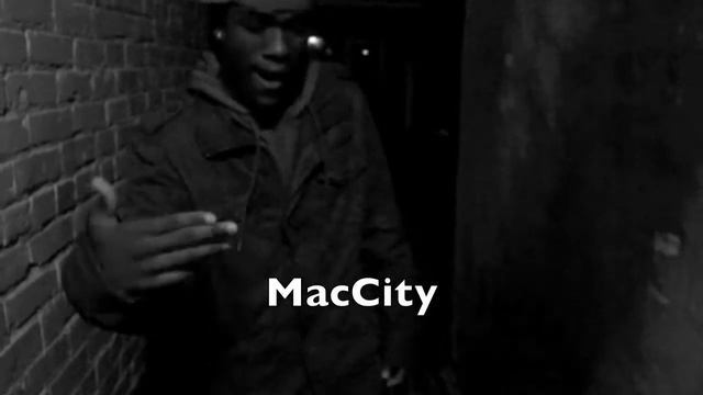 Dee Daw-Headlines/Mac City смотреть онлайн