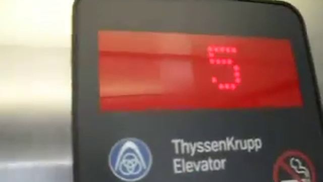 ThyssenKrupp HIGHDRAULIC Elevator at John C Lincoln Hospital Garage Phoenix AZ смотреть онлайн