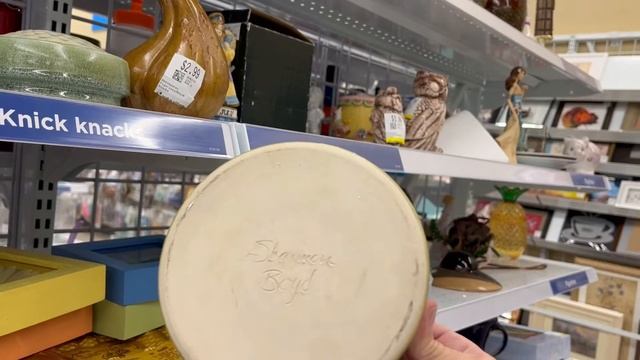 Is This What I Think It Is?? | Thrift With Me | Value Village Savers 🇨🇦 смотреть онлайн