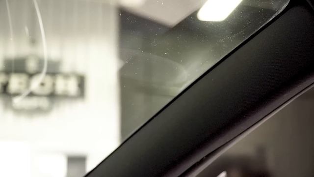 How To Streak-Free Clean Windows Inside & Out! - Chemical Guys смотреть онлайн