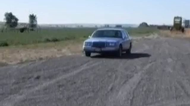 1994 Lincoln Town Car смотреть онлайн