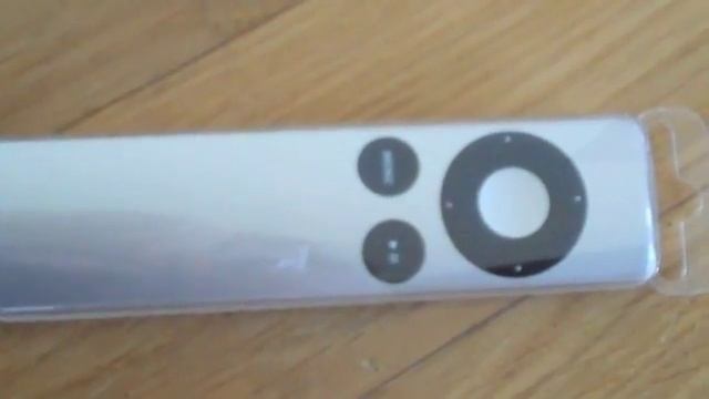 UNBOXING OF THE MACBOOK PRO AND REMOTE смотреть онлайн