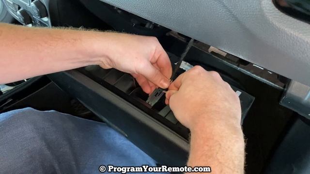 2018 - 2021 Jeep Compass Cabin Air Filter - How To Change Replace Remove Location A/C AC Air Filter смотреть онлайн