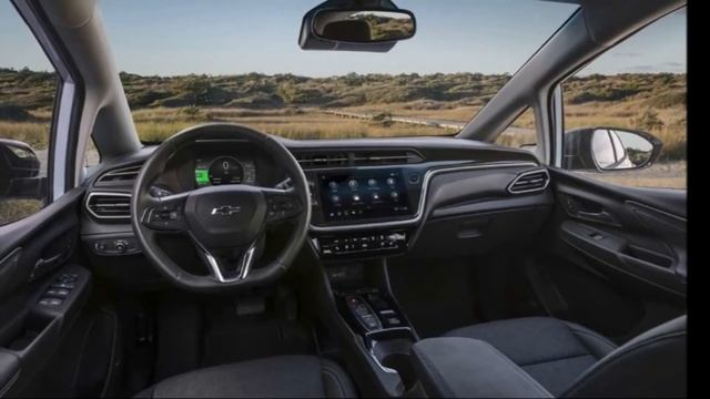 CHEVROLET BOLT 2022 OU VS X FIAT 500 2022 смотреть онлайн