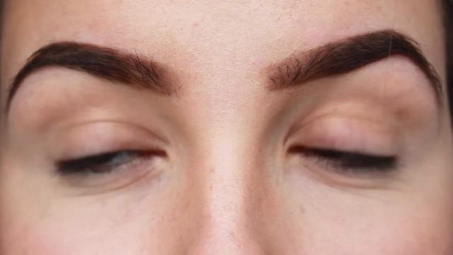 3 colour eyeshadow + M.A.C Velvet Teddy and Whirl look смотреть онлайн