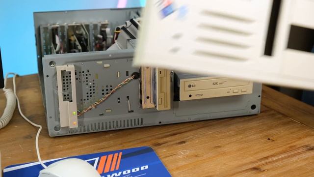 Windows 95 PC Saved From The Trash! смотреть онлайн