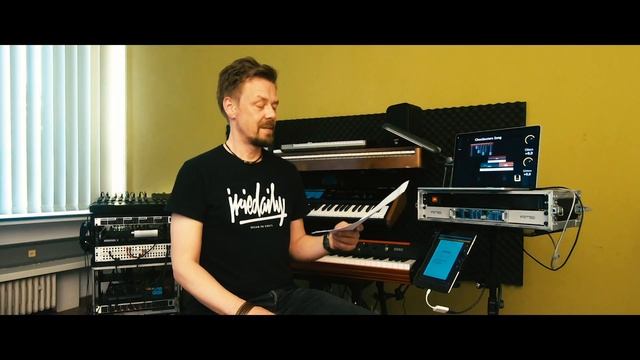 My Keyboard Setup 3 - How To Connect Audio & MIDI