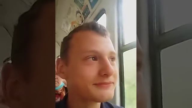 юный лифтёр с другом покатались бесплатно на трамвае смотреть онлайн