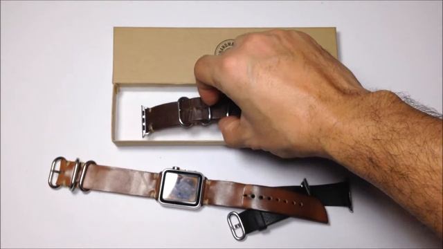 E3 Horween Leather Apple Watch Band Review смотреть онлайн