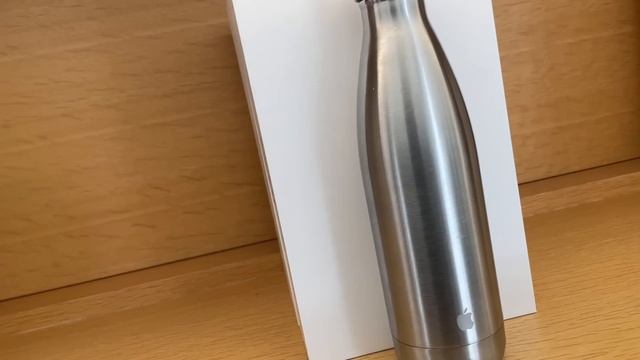 Bought the New iPhone SE (2022) at the Apple HQ Shop in Cupertino! смотреть онлайн