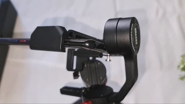 Zhiyun Crane M2 Unboxing Malayalam|Gimbal|Best Gimbal For Smartphone&Cameras|MrUnbox Travel смотреть онлайн