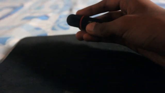 How to open/disassemble a Pen Drive/Flash Drive/Thumb Drive (Transend JF V30 Flash) смотреть онлайн