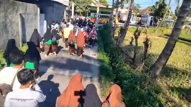 jalan sehat... смотреть онлайн