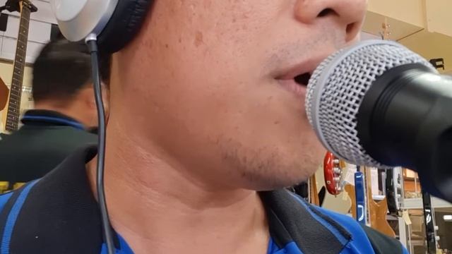 v8 Soundcard Sample Recording and how it sounds смотреть онлайн