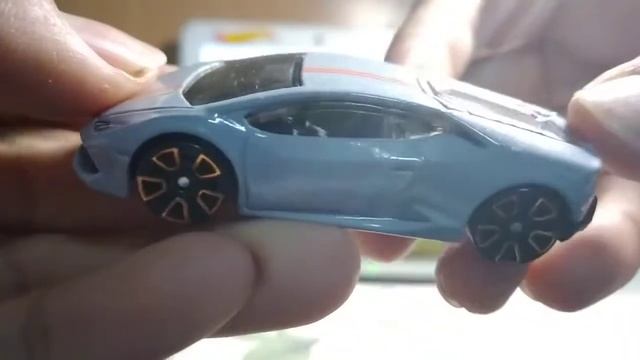 Hot Wheels Lamborghini Huracán LP 610-4 (2019 Factory Fresh) смотреть онлайн