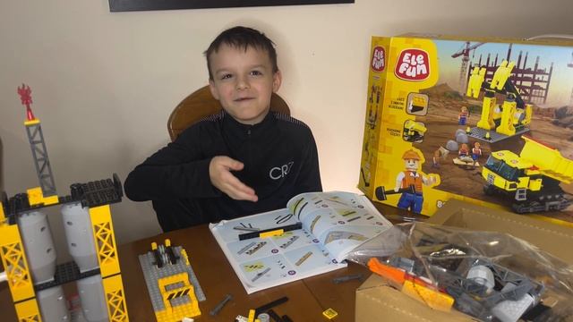 Собираем огромный строительный конструктор 8 в 1 вместе с @Funny_Dany_space