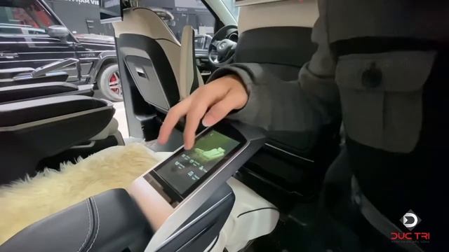 Xe MAYBACH V-Class Siêu Vip Dành Riêng Giới SIÊU GIÀU | Chỉ Có Tại Đức Trí Auto 39 Lê Văn Lương смотреть онлайн