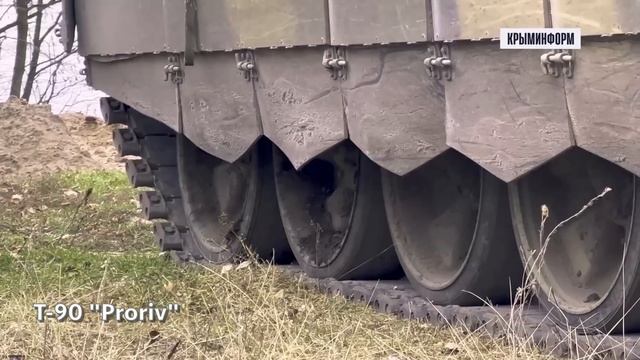 Un drone FPV de $500 a réussi à détruire un char russe T-90 modernisé pour des millions de dollars. смотреть онлайн