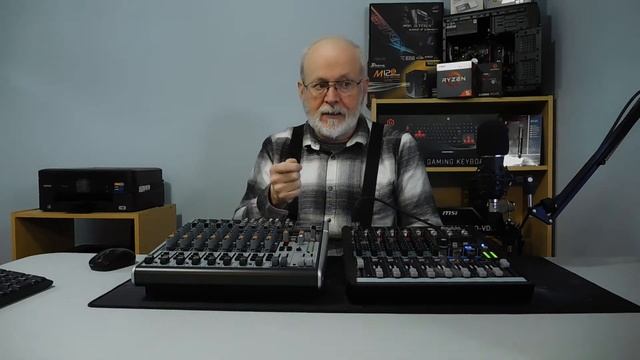 Choosing between Behringer X1522USB. Alto Professional Live 802 or Behringer UMC404HD ! смотреть онлайн