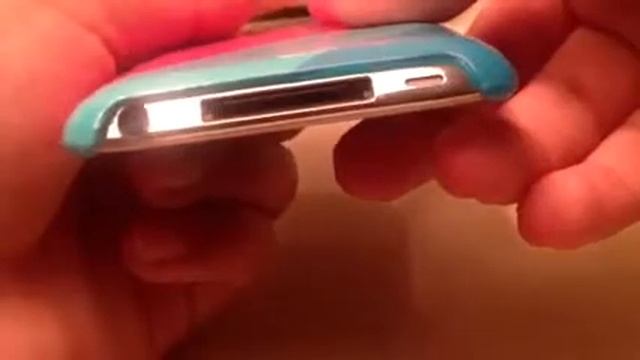 Incase Prism Snap Case for ipod touch 4g+HDMI cable смотреть онлайн