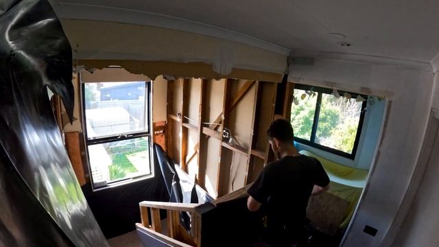 Feature Window Delayed By 12 Months Finally Goes In! - Home of the Moon EP05 смотреть онлайн