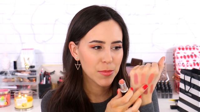 My MAC Lipstick Collection || Cremesheen || Favorites, Swatches & Wear Test смотреть онлайн