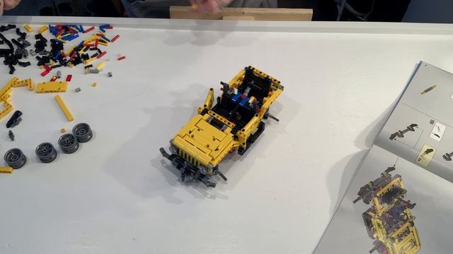 Jeep Wrangler part 2 #lego #legobuild #jeep #jeepwrangler #42122 смотреть онлайн