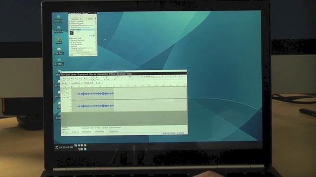 Multitasking with Chrome OS and Linux on the Chromebook Pixel смотреть онлайн