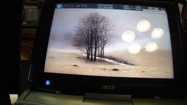 Manjaro Acer W500 смотреть онлайн