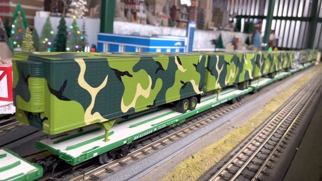 Lionel 5 CP Mac 90 pulling atlas cars смотреть онлайн