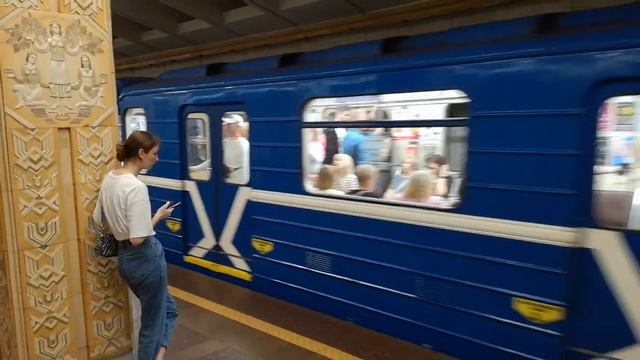 Автоинформатор Минского метрополитена предупреждает об опасности высокого напряжения смотреть онлайн