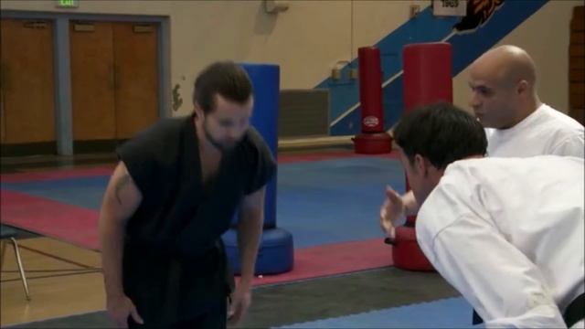 Rob McElhenney | MAC | It's Always Sunny in Philadelphia смотреть онлайн