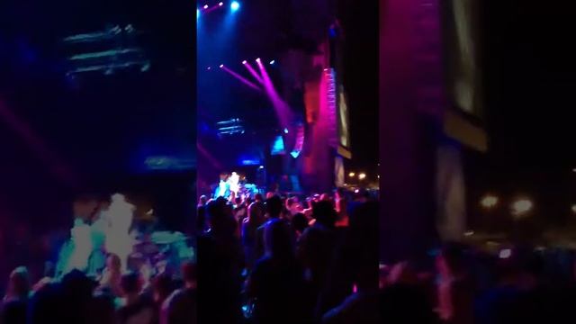 Mac Miller- Missed Calls LIVE NY 8.2.12 Jones Beach смотреть онлайн