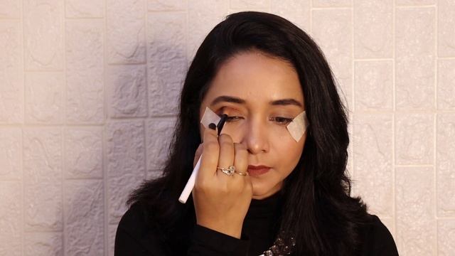 EASY SMOKEY EYES for beginners | 5 MINUTES TRICK смотреть онлайн