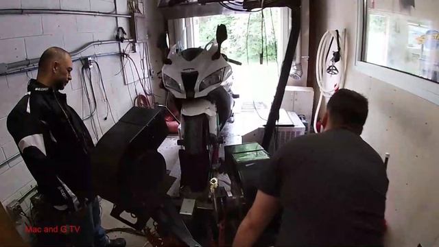 Dyno day for the zx10r @ Bauce Racing! смотреть онлайн
